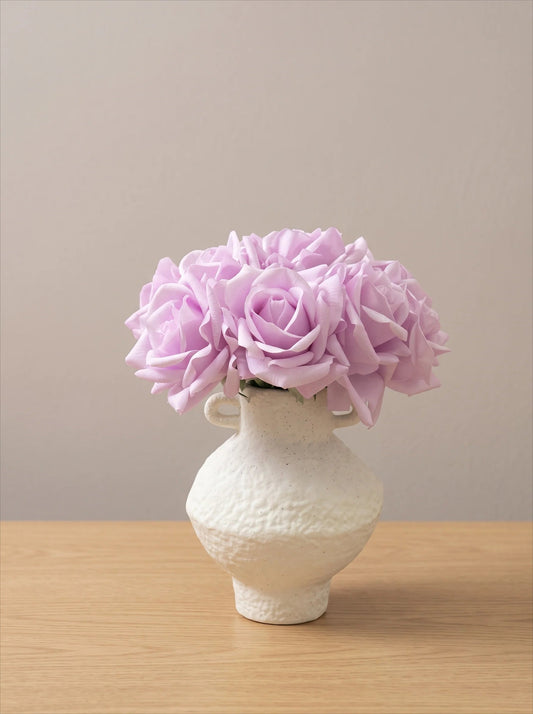 Speckled urn vase detail