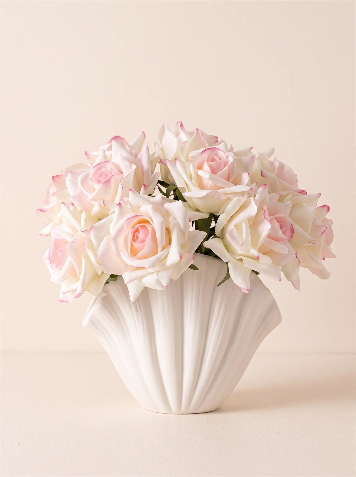 Pink-edged artificial rose bouquet, 10 stems