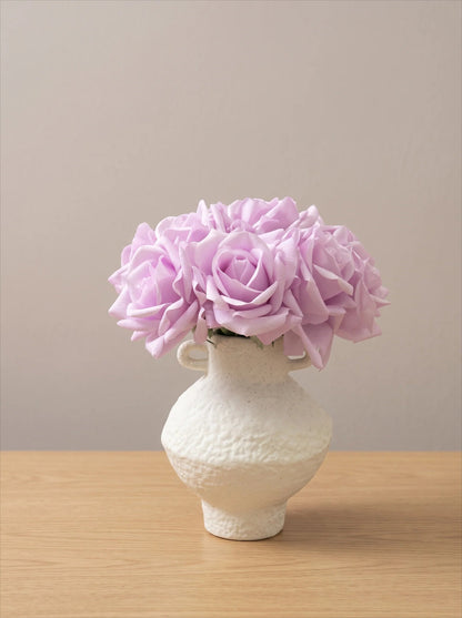 Speckled urn vase detail