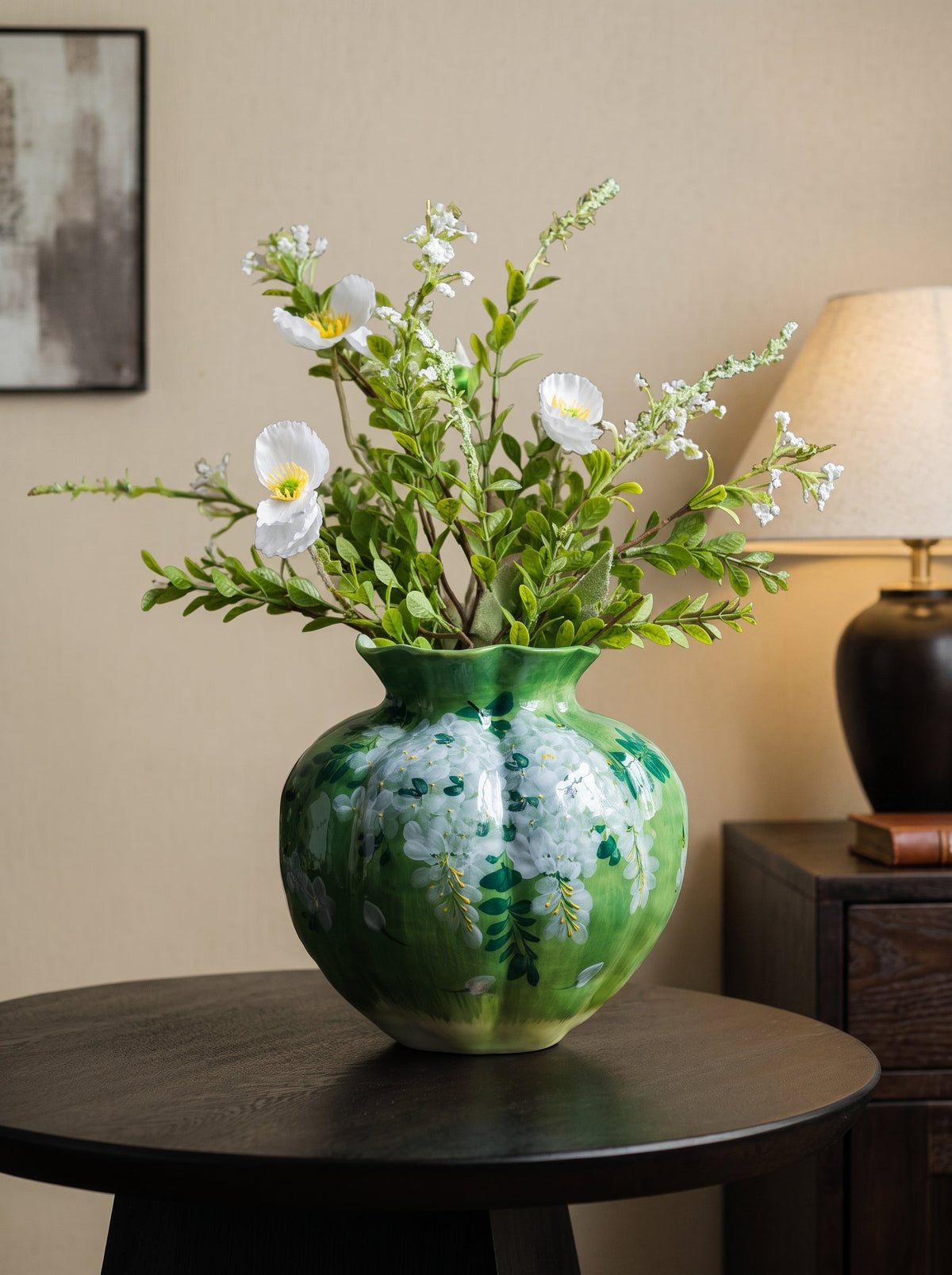 Emerald fluted vase side view
