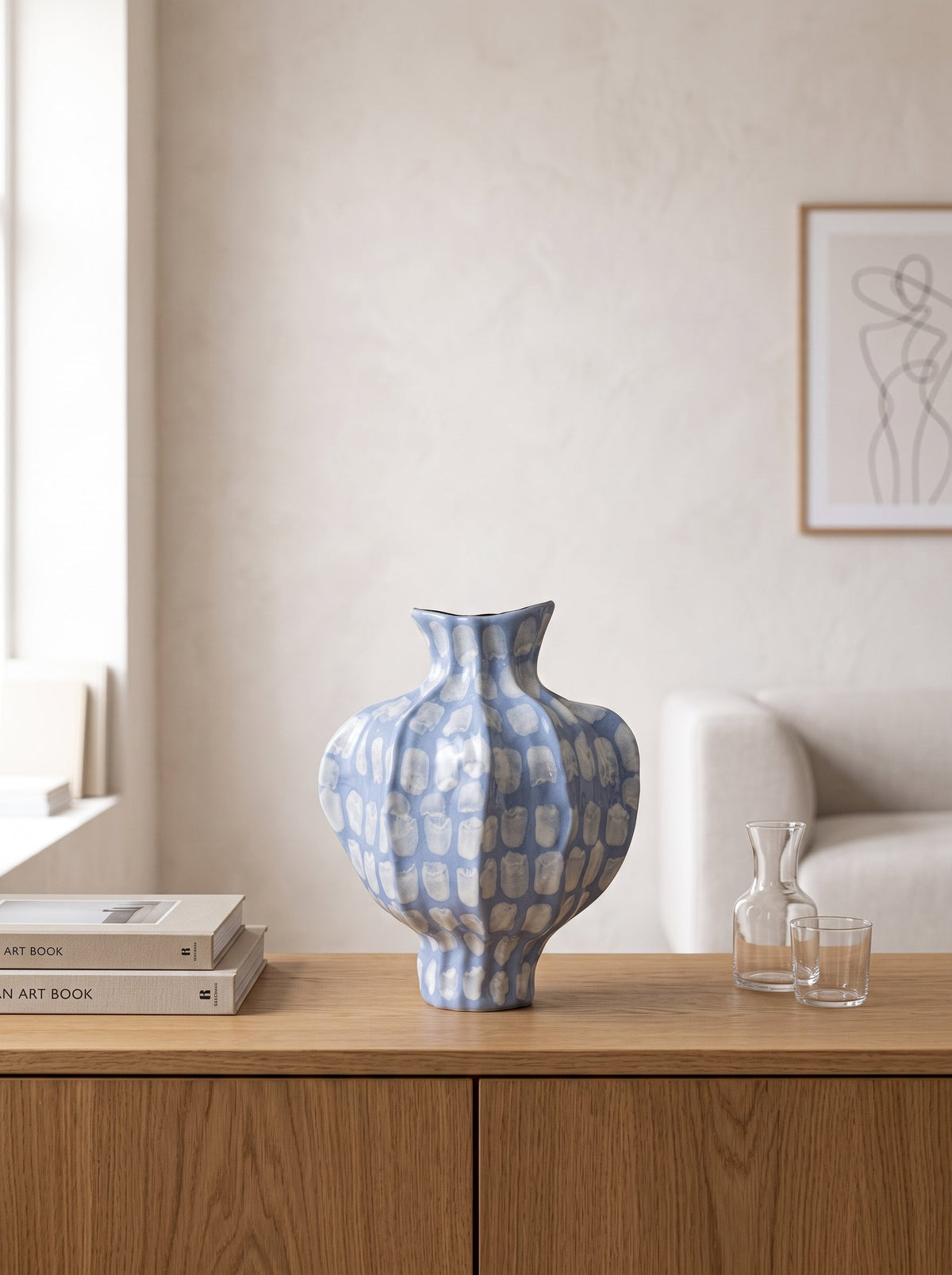 Blue spotted vase side view