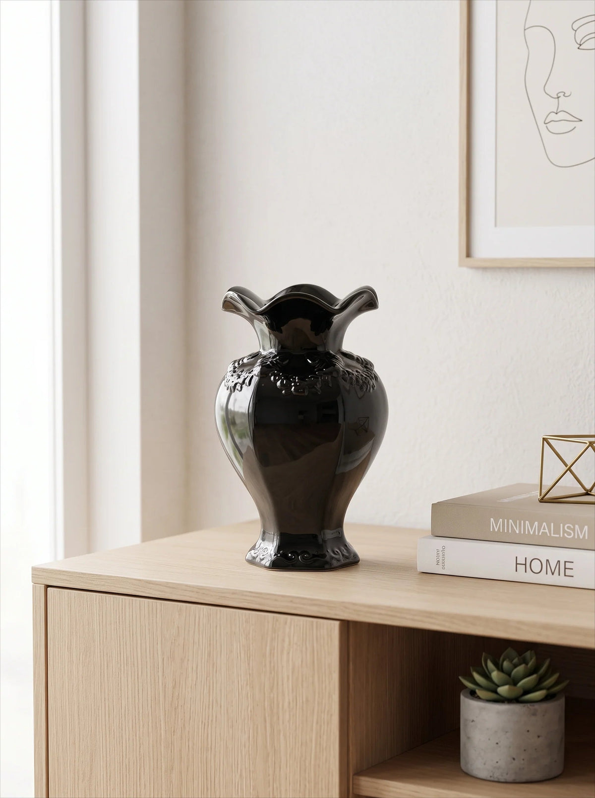 Ruffled black vase styled