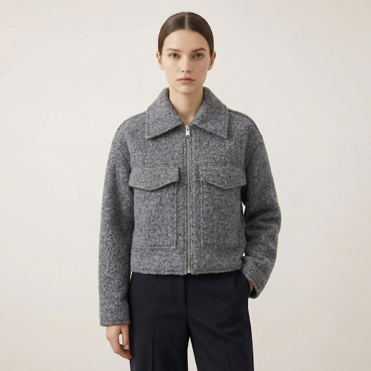 Chaqueta bomber casual de mujer con cremallera y corte sastre