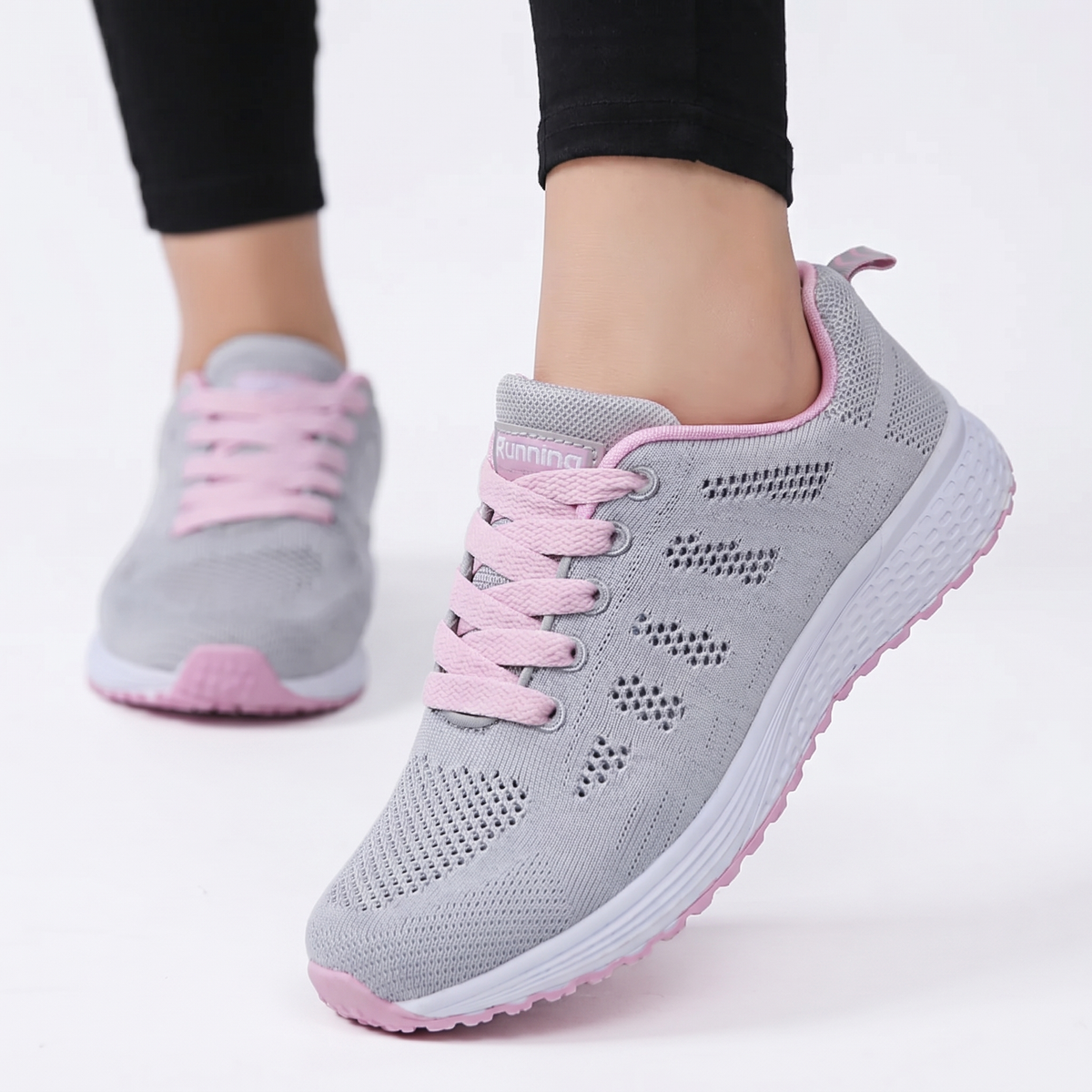 Women's Mesh Running Shoes Breathable Lace-Up Lightweight Sports Sneakers